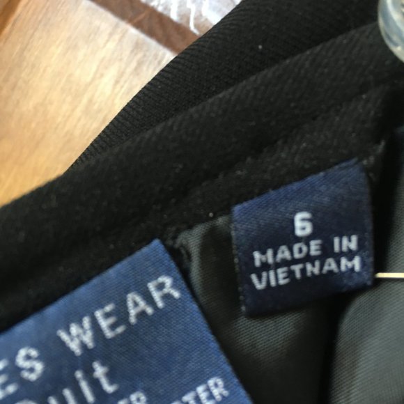 Ladies' Jones Wear  Black Skirt Sz. 6 Pencil Skirt Lined - Picture 4 of 5